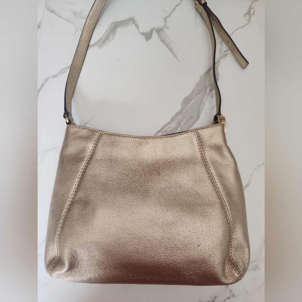 Michael Kors Gold Hobo Bag. Great Preloved Condition. - Picture 3 of 9